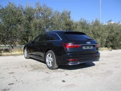 Audi A6 AVANT 40 TDI S TRONIC BUSINESS Nero usata Francolise