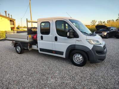 Fiat Ducato MAXI 35 2.3 Mjt 130CV 6M D.Cab. GRU FASSI*7 Posti*IVA Esposta Bianco usata Vedelago