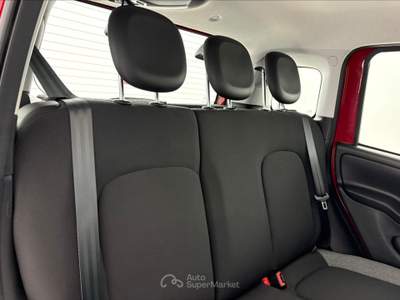 Fiat Panda Panda 1.0 firefly hybrid city cross s&s 70cv 5p.ti Rosso usata Settimo Torinese