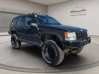 Jeep Grand Cherokee Grand cherokee 5.9 monster truck tutto omologato Nero usata Roma