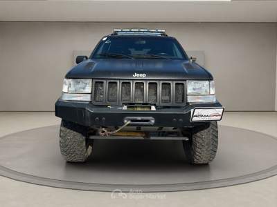 Jeep Grand Cherokee Grand cherokee 5.9 monster truck tutto omologato Nero usata Roma