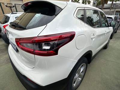Nissan Qashqai Business 2020 Bianco usata Cercola