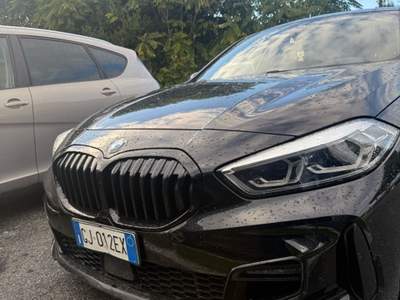 BMW Serie 1 118d macchina in perfette condizioni Nero usata Carrara