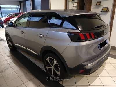 Peugeot 3008 S&S EAT8 Allure Grigio usata Torre Annunziata