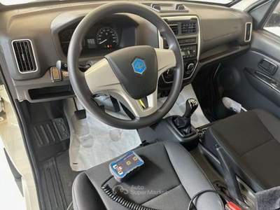 Piaggio Porter NP6 TW CHAS 300 SR LPG START PASSO 3000 - 260X180 Bianco usata Prato