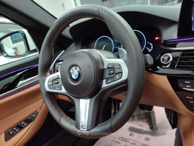 BMW Serie 5 525 BMW 525 M-SPORT Bianco usata Ginosa