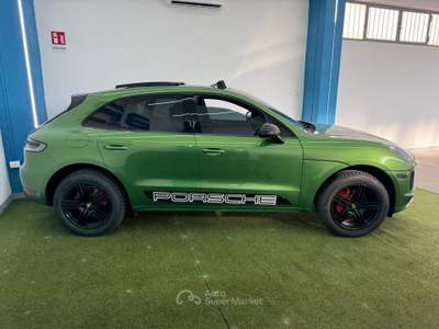 Porsche Macan 2.0 Verde usata San Sebastiano al Vesuvio