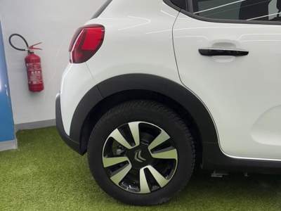 Citroen C3 S&S EAT6 Shine Bianco usata San Sebastiano al Vesuvio