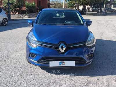 Renault Clio TCe 12V 90 CV GPL 5 porte Life Blu/Azzurro usata Mugnano del Cardinale