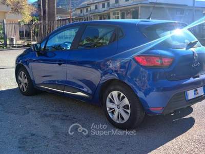 Renault Clio TCe 12V 90 CV GPL 5 porte Life Blu/Azzurro usata Mugnano del Cardinale