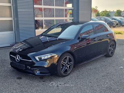 Mercedes-Benz Classe A 2020 Mercedes-Benz A 180 Edizione LED Clima Navi Keyless-Go Nero usata Madone