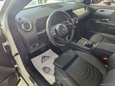 Mercedes-Benz GLA GLA 200 d Automatic 4Matic Sport Bianco usata SAN MICHELE SALENTINO