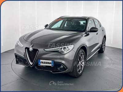 Alfa Romeo Stelvio Stelvio 2.2 Turbodiesel 180 CV AT8 Q4 Executive Grigio usata Milano