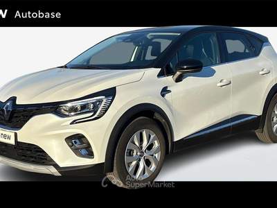Renault Captur 1.6 E-TECH Hybrid Intens Auto 145cv Bianco usata Albignasego