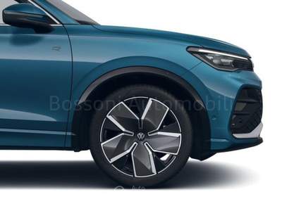 Volkswagen Tiguan 1.5 etsi act 130cv edition plus dsg Blu/Azzurro usata Cremona