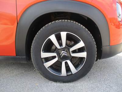 Citroen C3 Aircross BLUE HDI 100FEEL Arancione usata Francolise