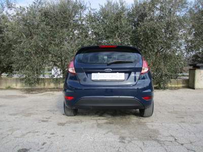 Ford Fiesta TITANIUM Blu/Azzurro usata Francolise