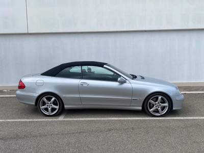 Mercedes-Benz CLK cat Cabrio Avantgarde Argento usata Capodimonte