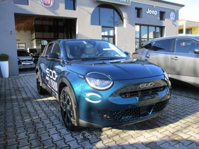 Fiat 600 Hybrid DCT MHEV LaPrima - FULL OPTIONAL Blu/Azzurro usata Mogliano Veneto
