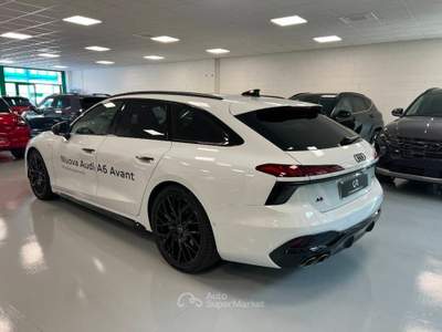 Audi A6 2.0 tdi mhev + S line edition quattro 204cv s-tronic Bianco usata Novara