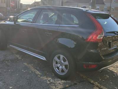 Volvo XC60 Volvo XC60 2.4 D3 Kinetic #7699 Nero usata Torino