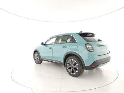 Fiat 600 Hybrid DCT MHEV La Prima + Vernice Blu/Azzurro usata Capua