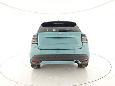 Fiat 600 Hybrid DCT MHEV La Prima + Vernice Blu/Azzurro usata Capua