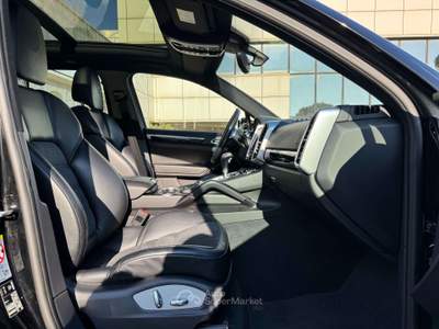 Porsche Cayenne Cayenne II 2015 3.0 Platinum Edition tiptronic Nero usata Pomezia