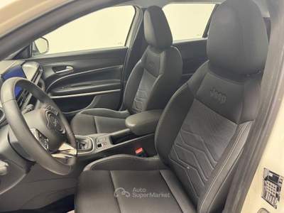 Jeep Avenger  -  1.2 turbo altitude fwd 100cv Bianco usata Biella