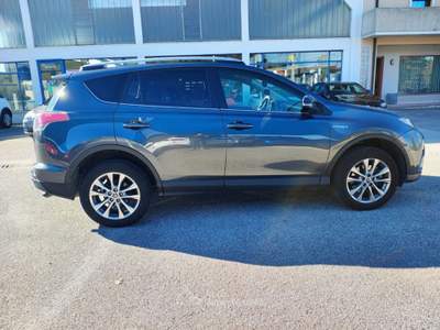 Toyota RAV4 RAV4 2.5 Hybrid 2WD Lounge Grigio usata Alonte