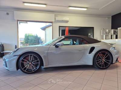 Porsche 911 992 Turbo S Cabriolet Grigio usata Stra