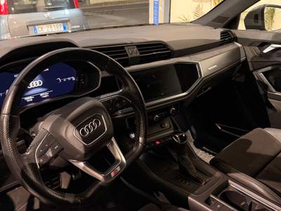 Audi Q3 AUTO PARI AL NUOVO Grigio usata Torre del Greco