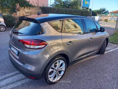Renault Scénic Vettura bellissima Grigio usata LIVORNO