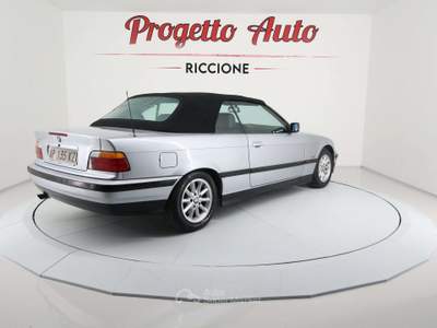 BMW Serie 3 320i 320 320i Cabrio TAGLIANDI BMW BOOK COMPLETO PELLE Grigio usata Riccione