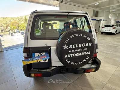 Mitsubishi Pajero 2.5 TDI Metal-top GLX Argento usata ADRANO
