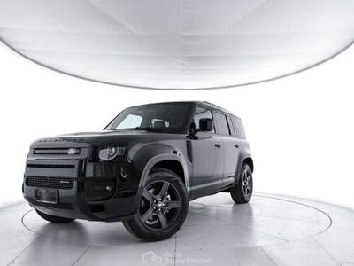 Land Rover Defender 110 2.0 Si4 PHEV 404 CV AWD Auto XS Edition Nero usata Corciano