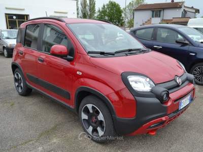 Fiat Panda 1.0 FireFly S&S Hybrid 70CV X NEOPATENTATI Rosso usata COMACCHIO