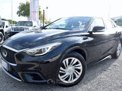 Infiniti Q30  1.5d Business Executive Nero usata Montalto di Castro