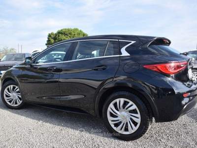 Infiniti Q30  1.5d Business Executive Nero usata Montalto di Castro