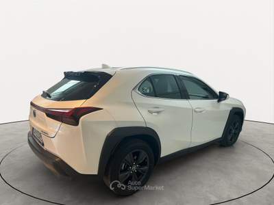 Lexus UX UX 250 Hybrid Urban Bianco usata Parma