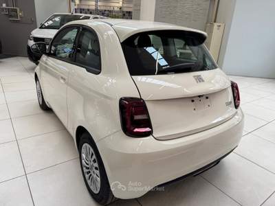 Fiat 500 500e 23,65 kwh Bianco usata Biella