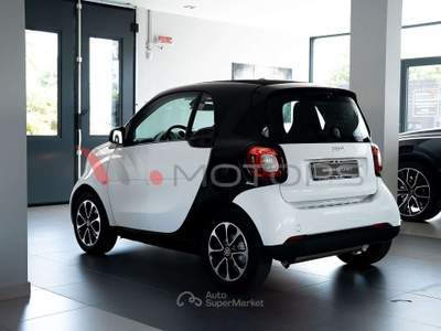 Smart ForTwo 71 CV AUTOMATICA | IDEALE PER NEOPATENTATI Bianco usata Brescia