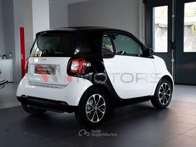 Smart ForTwo 71 CV AUTOMATICA | IDEALE PER NEOPATENTATI Bianco usata Brescia