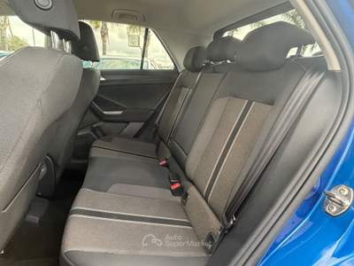 Volkswagen T-Roc - 2020 neopatentati- Blu/Azzurro usata San Michele Salentino