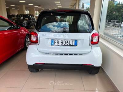 Smart ForTwo fortwo 70 1.0 twinamic Passion Bianco usata MONTE URANO