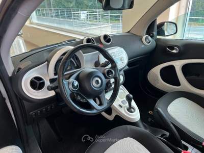 Smart ForTwo fortwo 70 1.0 twinamic Passion Bianco usata MONTE URANO