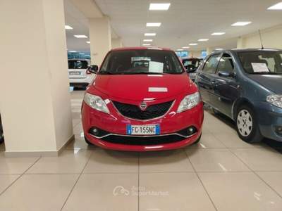 Lancia Ypsilon Ypsilon 1.3 MJT 16V 95 CV 5 porte S&S Gold Rosso usata MONTE URANO