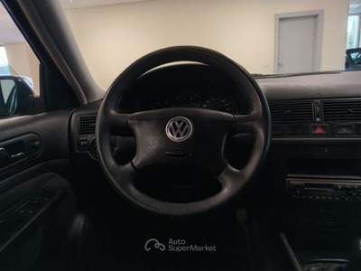 Volkswagen Golf Golf 1.4 16V cat 5 porte usata MONTE URANO