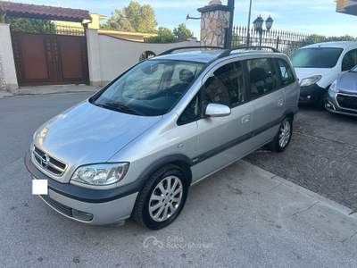 Opel Zafira Opel Zafira 2.0 16V DTI cat Fashion Line Argento usata Caivano
