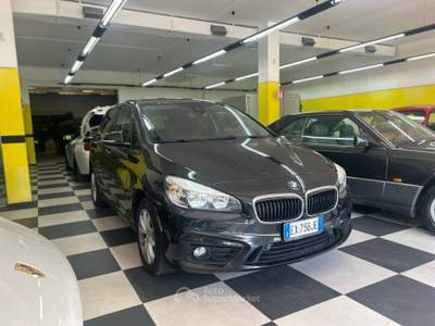 BMW Serie 2 218d 218d Active tourer luxury Nero usata Arezzo